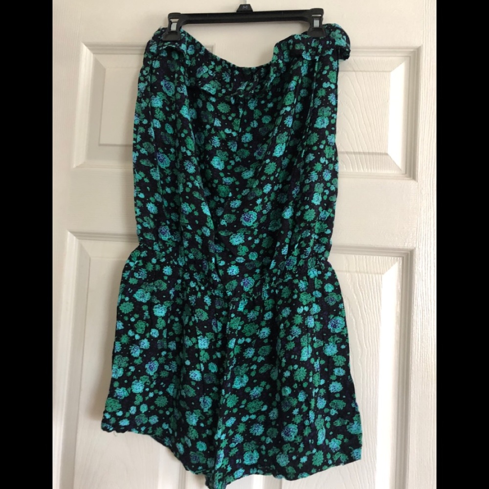 Super Cute Sleeveless Romper
